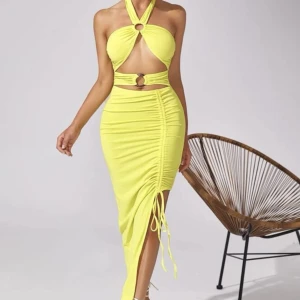 Klänning  - Klänning 