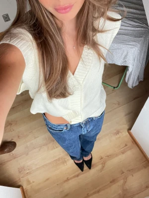 Baggy jeans  - Snygga baggy jeans från Gina stl 36❤️  400kr eller bud