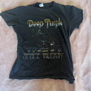 Bandtröja - Deep purple tröja köpt på punktshop. Bra skick, strl  S-M