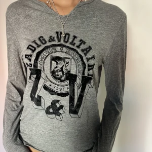 Zadig tröja  - Så cool långärmad tröja från Zadig , perfekt nu till vintern