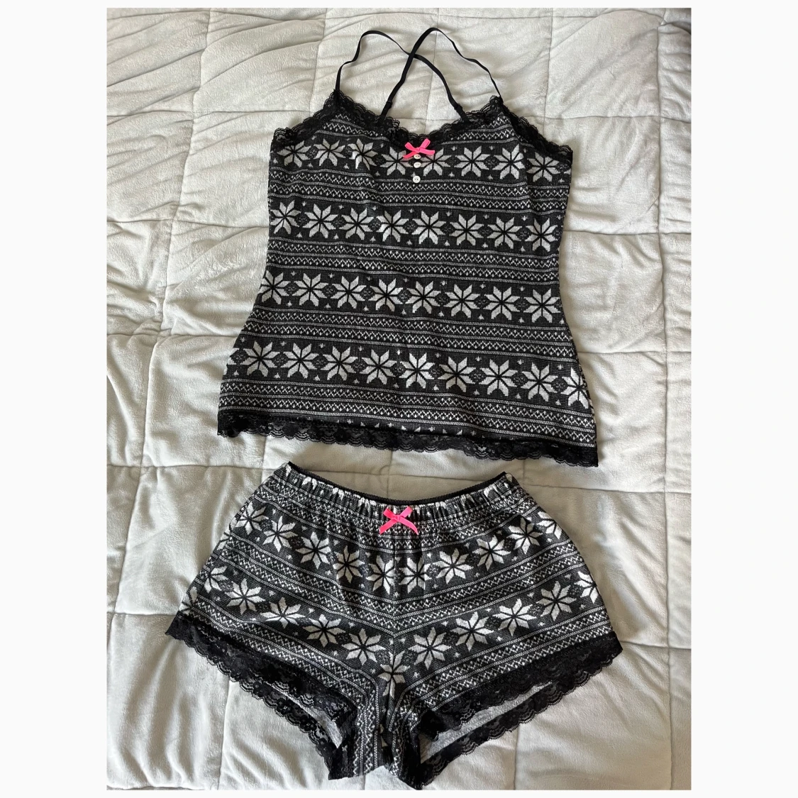 Pyjamas set