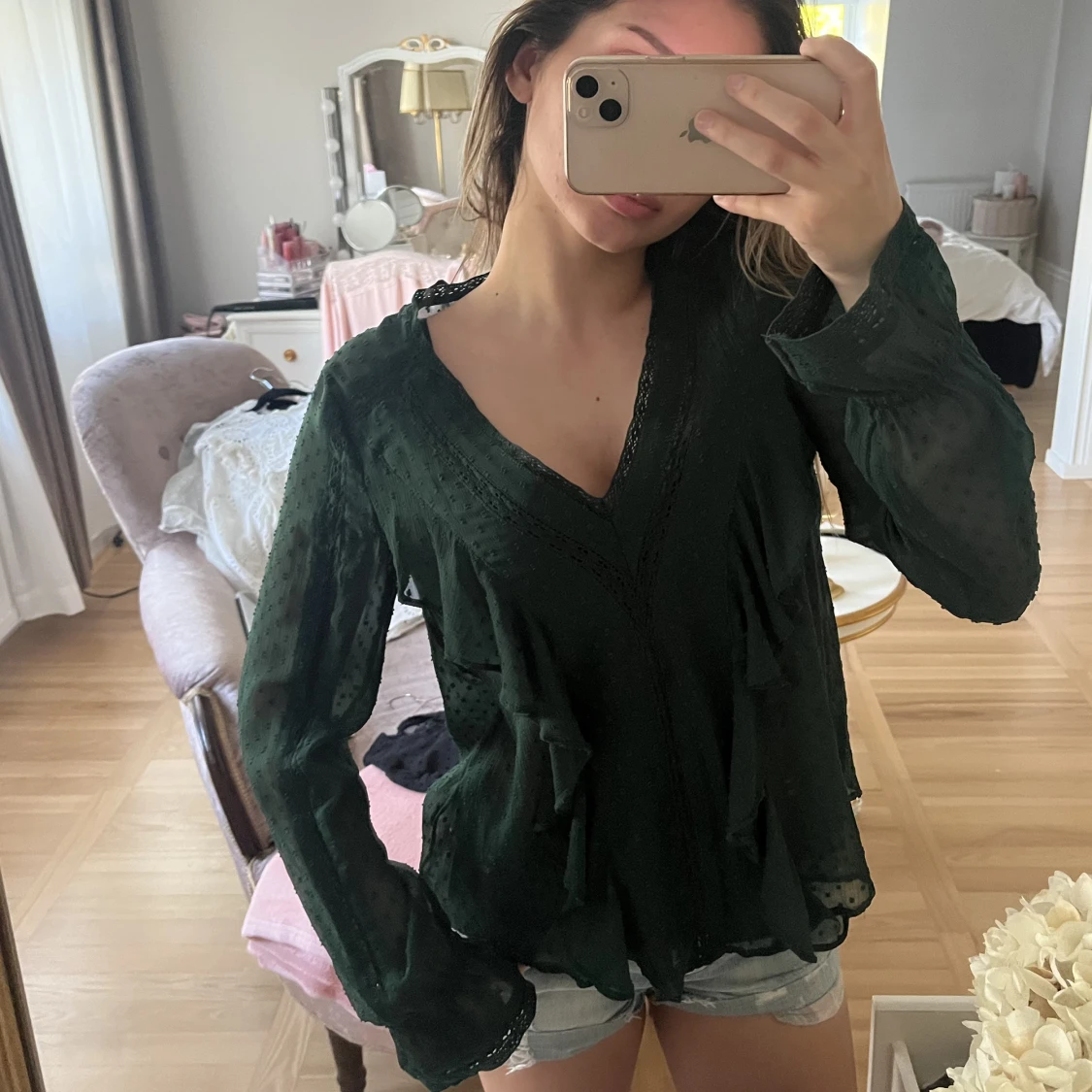 zara grön blus med volanger