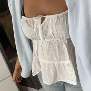 Topp - Gullig topp, aldrig använd. 💕