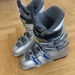 Alpinpjäxor Salomon strl 39 - Pjäxor Salomon Irony strl 24,5