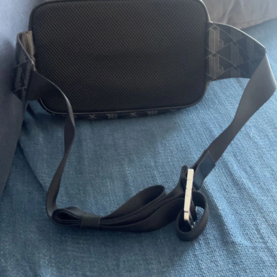 Lacoste magväska - 91