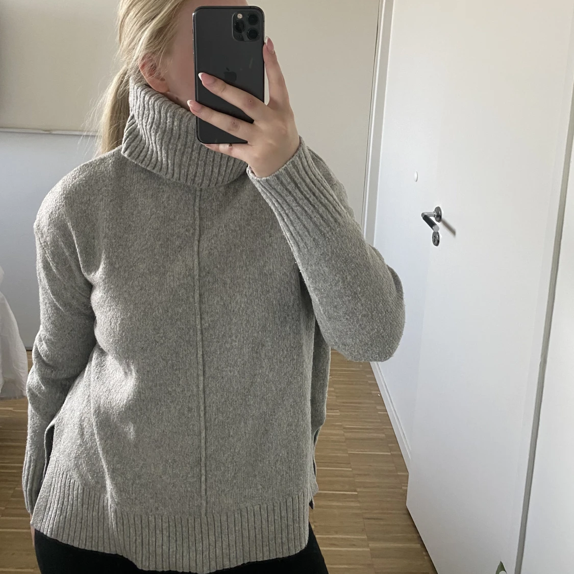 Turtleneck grå