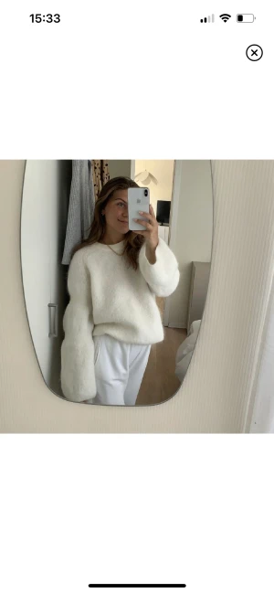 Mohair tröja - Så fin tröja från arket, lånad bild men skrib för egen❣️i storlek m men passar mig med S. Helt slutsåld men köptes för 1000kr