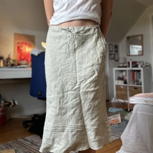 linnekjol  - asfin linnekjol med dragsko i midjan🪷