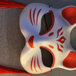 Half face Kitsune Mask . a whisker away themed ! In great condition literally nothing wrong with it , can discuss price