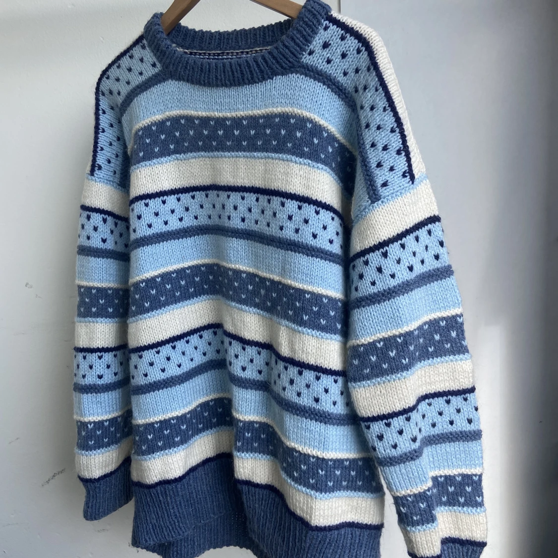 Stickad tröja med mönster - 91