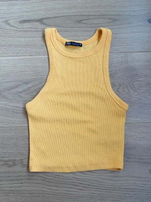 Zara linne - Ett av de måsta ha linnet från Zara i storleken S. Passar även för dem som har XS