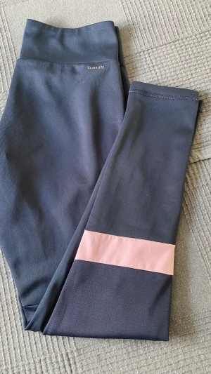 Adidas leggings blå/rosa - Stl S