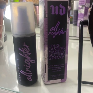Urban decay settingpray  - Helt ny settingspray, aldrig använd☺️