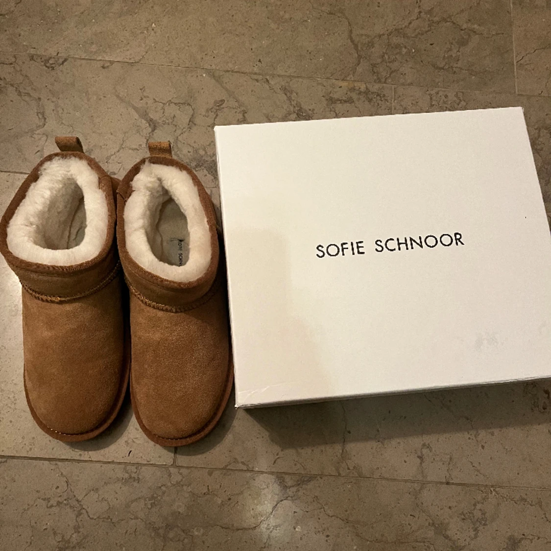 Uggs från Sofie schnoor.  - 90