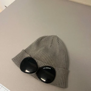 CP company mössa - En äkta CP company mössa perfekt till vintern