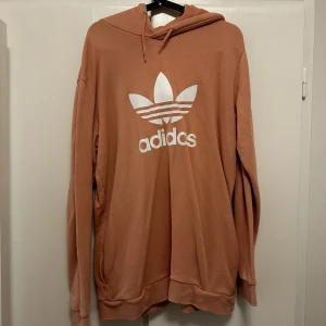 Adidas hoodie - Rosa Adidas hoodie! 