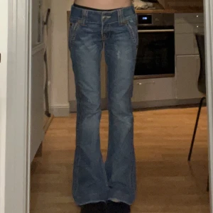 True religion jeans - Superfina lågmidjade bootcut true religion jeans som inte kommer till användning. Helt perfekt skick😊skriv om ni undrar något