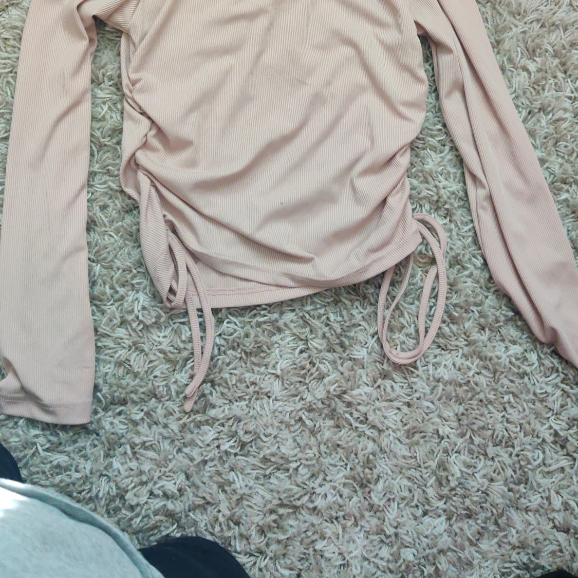 Rosa/beige tröja med knytning på sidorna - 91