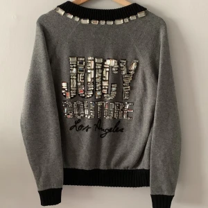 Juciy coutoure - En gätte fin juciy couture som är i ny skick inte alla trasig säljer pga:använder ej❤️OBS GÅR ATT PRUTA🩷🩷🩷🩷