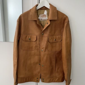 Skinnjacka - Köpt secondhand. Äkta skinn.