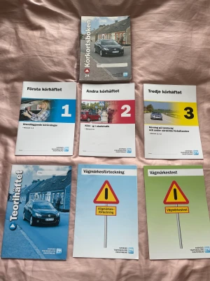 Körkorts böcker - Säljs då dem inte används. I mycket bra skick