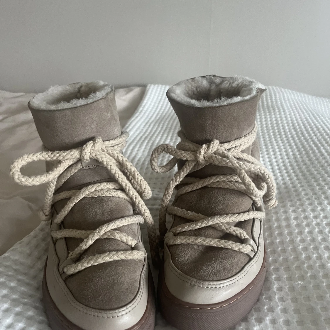 Inuikii i toppskick - 90