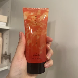 Cleanser - Oanvänd cleanser från make up store 