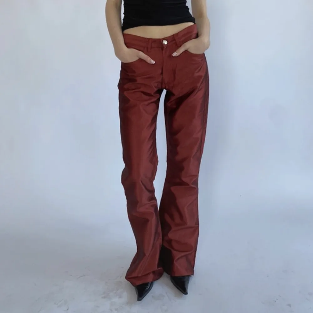 Skit snygga röda byxor . Jeans & Byxor.