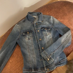 Jeansjacka  - Fint skick 