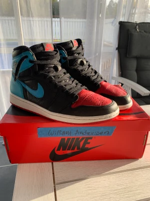 Jordan 1 high unc to Chicago  - Använda men i bra skick Priset går att diskutera 