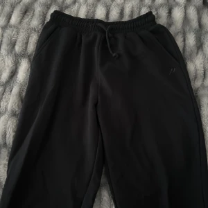 Mjukisar  - Super sköna mjukisar men tyvärr vill jag bli av me dom för dom ej kommer till användning 