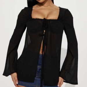 Topp - Genomskinlig topp från fashion Nova Storlek S Aldrig använd 