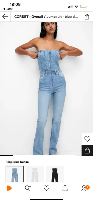Jeans jumpsuit🩵 - Jeans jumpsuit med bandeu vid brösten, dragkedjan går från bröstet ner till midjan Nyskick, har haft den på mig en gång Säljer pågrund av att den är för liten för mig