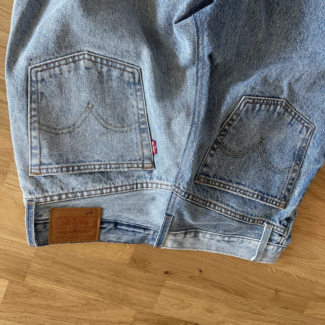 Levi’s jeans - 91