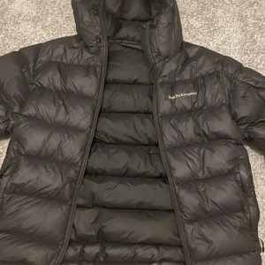 Peak performance  - Skick:9:10 Hör av er för mer info och bilder.