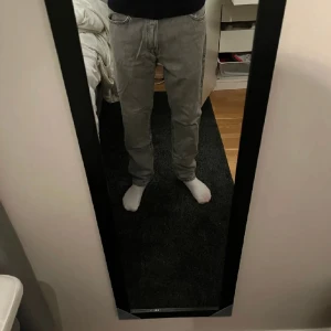 Jeans - Säljer mina Jack & Jones jeans då dom inte kommer till användning tveka inte på frågor!