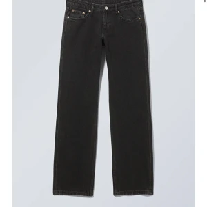 Weekday arrow jeans - Säljer mina weekday jeans eftersom att dem inte kommer till användning, dem är nyskick och använda förtal gånger💗pris kan diskuteras (nypris 590kr)