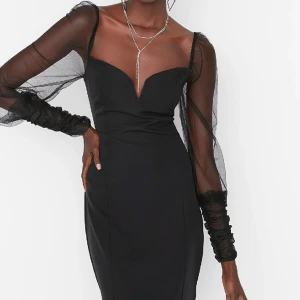 Klänning - Oanvänd köpte fel storlek