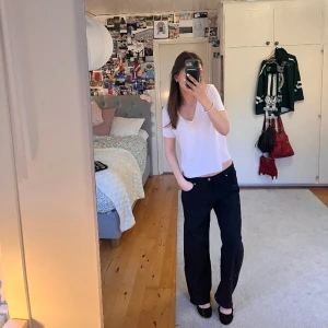 Lågmidjade vida jeans - Lågmidjade vida jeans