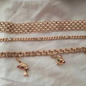 X länk, Bismarck  - Säljer dessa guld armband. X länk: 7000 kr . Bismarck: 5500 de övriga : 4500