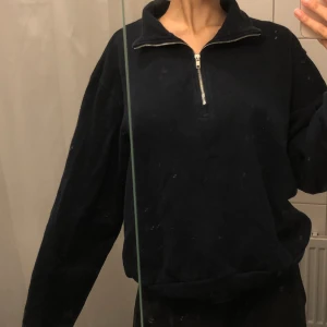 Zip up - Oversized modell, inga defekter! (Obs smutsig spegel…)