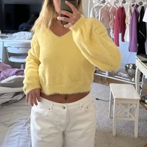 Ulltröja - Mysig tröja som är superskön. I fint skick.