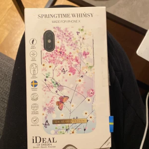 Ideal of Sweden skal, iPhone X - Jag köpte fel skal för nån månad sen och kan inte lämna tillbaka, endast öppnad och tittat på. Aldrig använd 