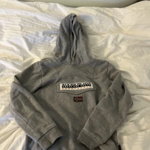 Napapijri hoodie - Det är inte min stil längre. Inga flaws i ett bra skick