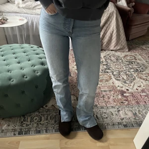 Jeans - Modwaist jeans med slit💓