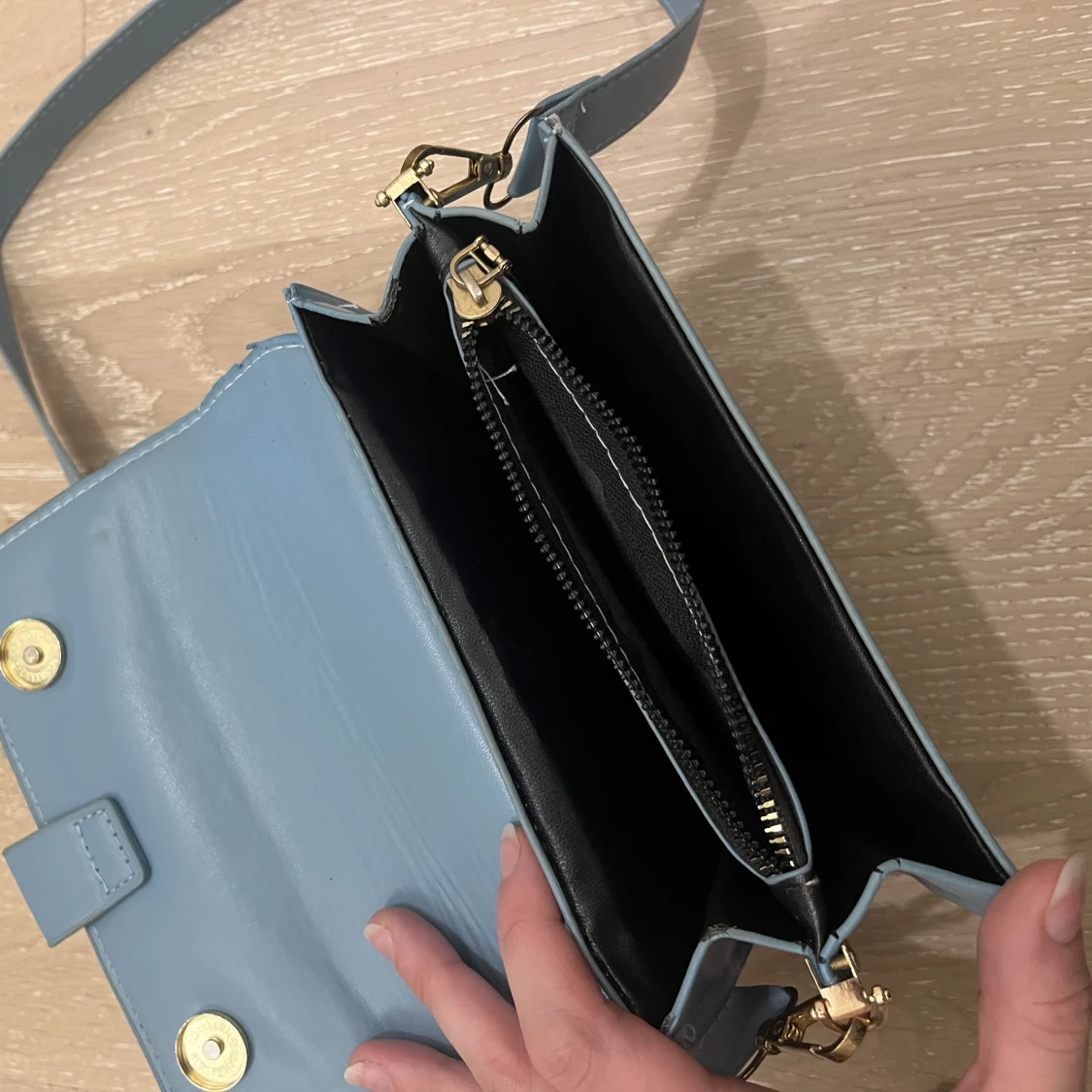 Liten blå väska - 91