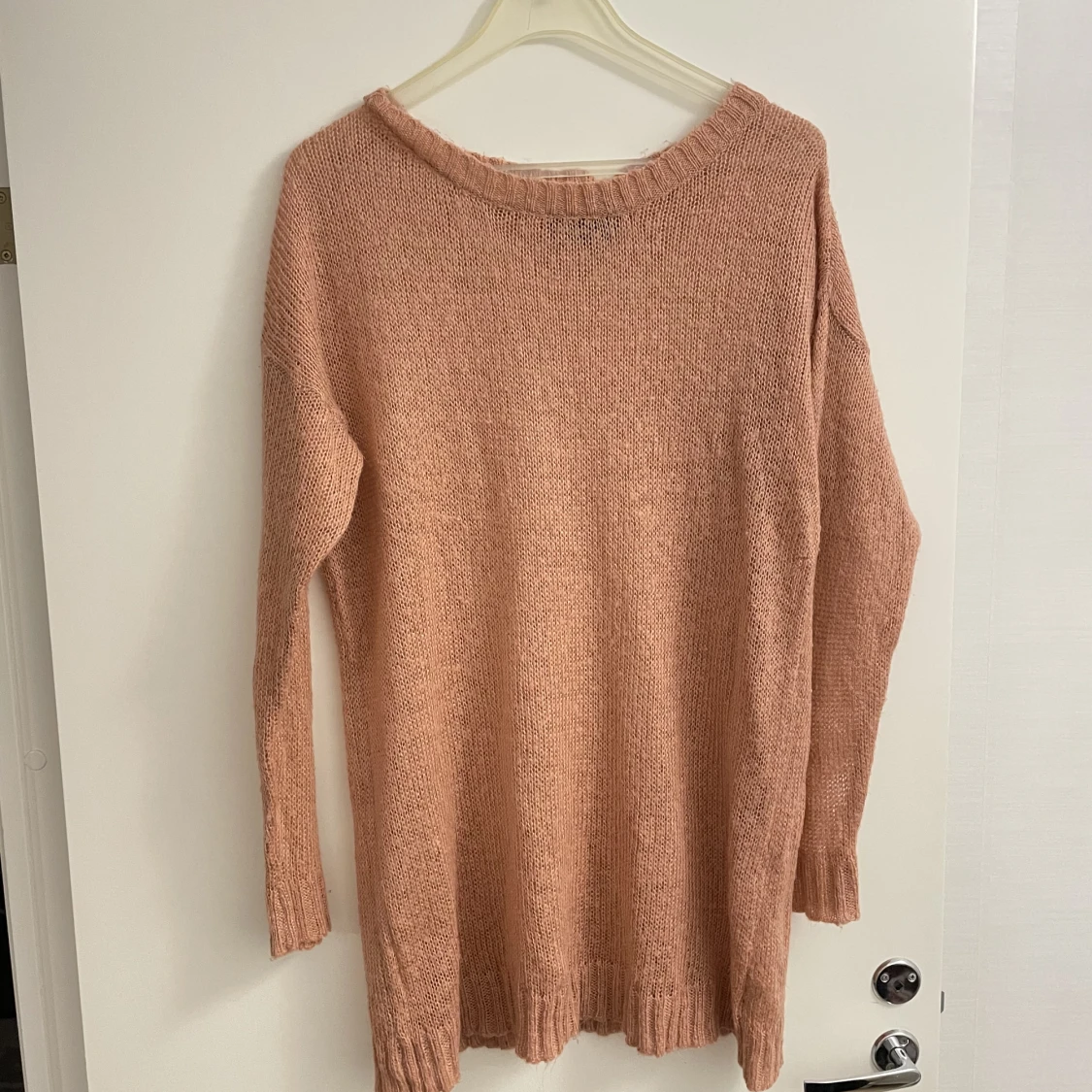 Stickad tröja storlek L - 90