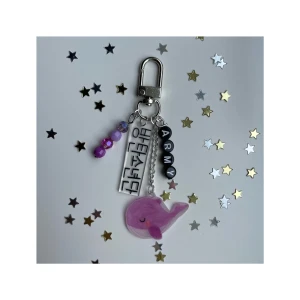 Bts nyckelring  - bangtan whalien keychain, 40kr + frakt💜✨(egen gjord)