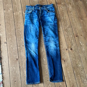 Nudie jeans herr - Nudie jeans fin blå tvätt. Bra skick. 