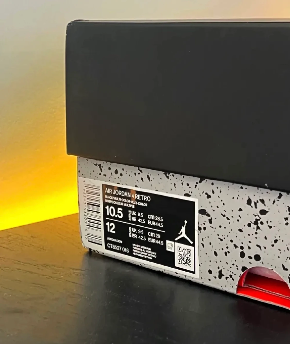 Air Jordan 4 Retro Red Thunder - 90